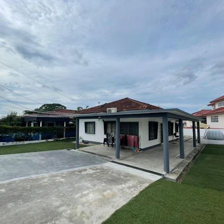 Ksl Bungalow Jbcc Midvalley Mini Theater Pool Ciq جوهر بهرو المظهر الخارجي الصورة
